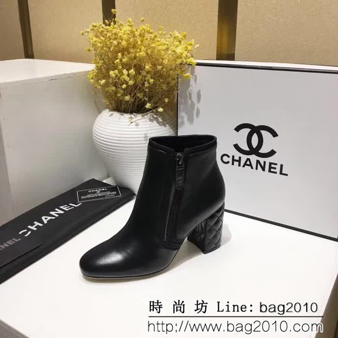 CHANEL香奈兒 2018秋冬走秀爆款 牛皮中跟短靴 QZS1393